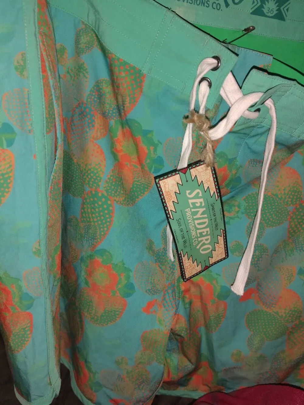 Brand new with tags Sandero mens 36 board shorts